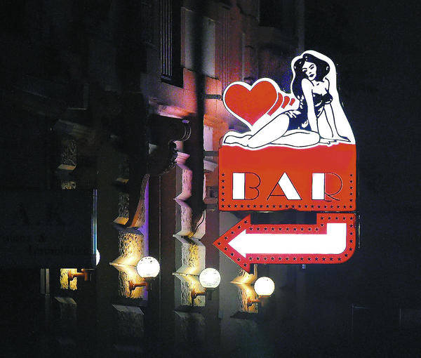 Wo  kaufen  a Prostituierte in Karlsruhe, Deutschland
