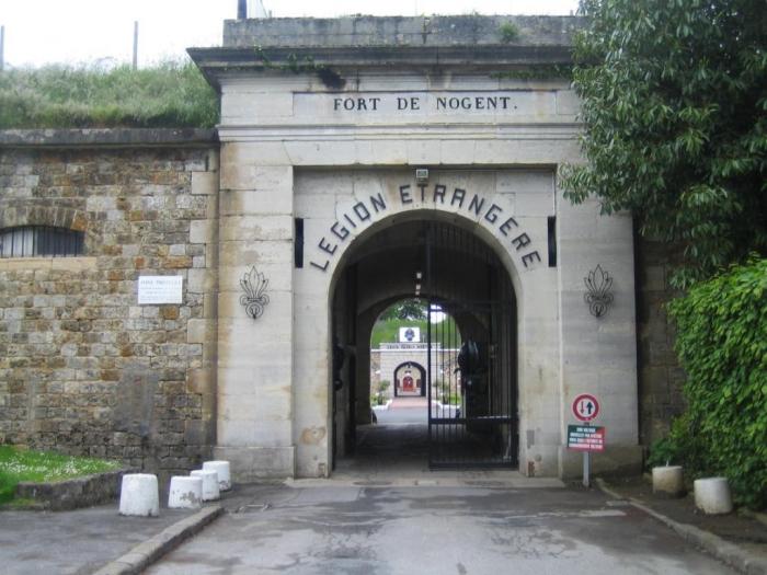 Où  acheter  a escorte dans Fontenay-sous-Bois (FR)