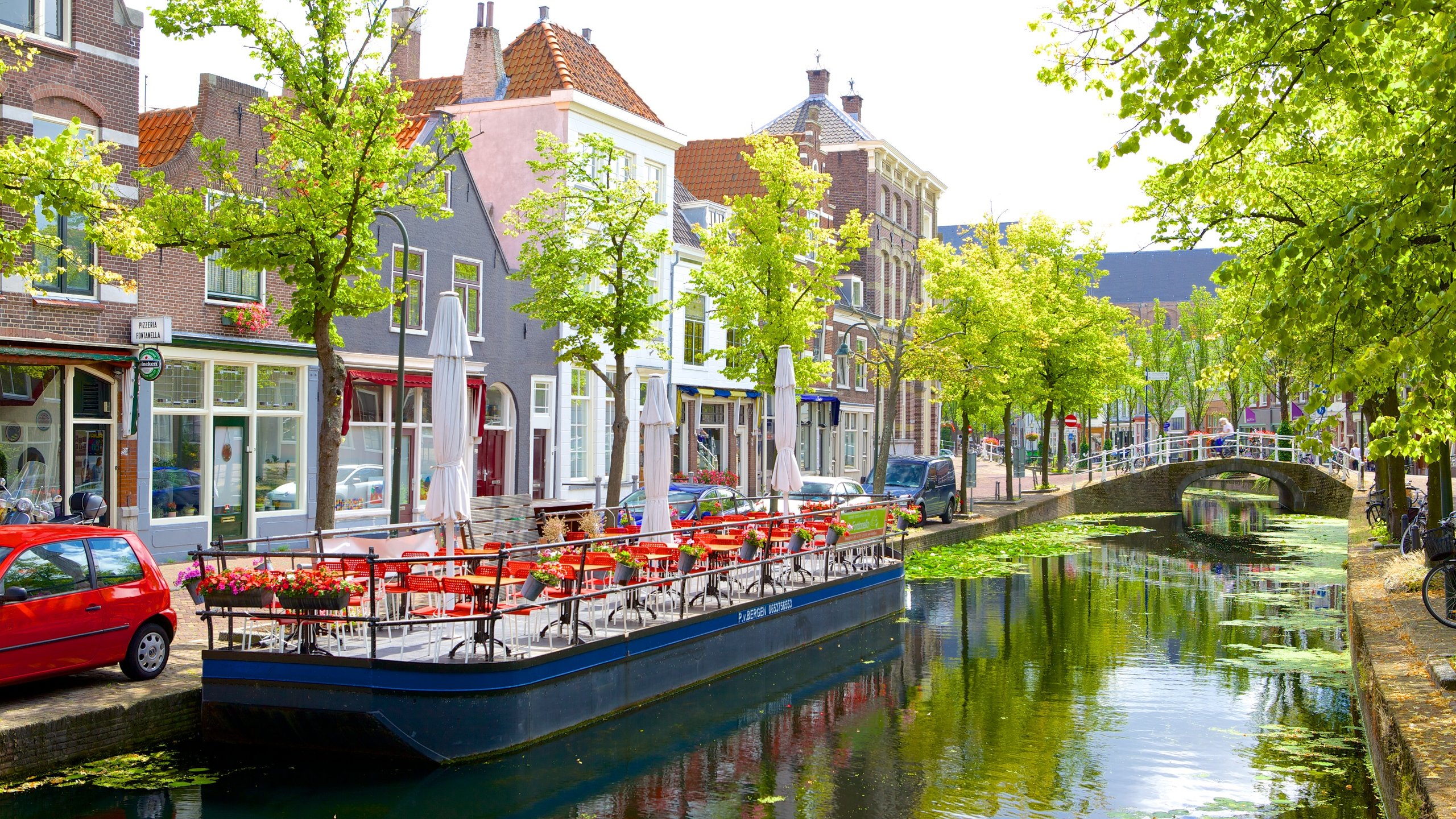 Naakte Man Aangeklede Vrouw   Delft